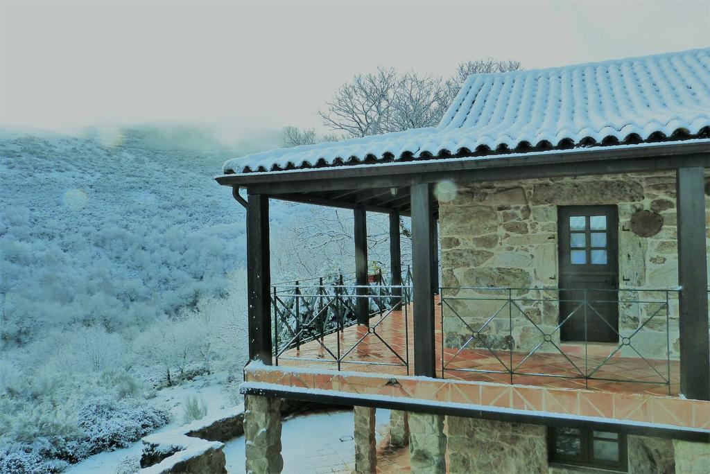 Lugar Dos Devas Country house *