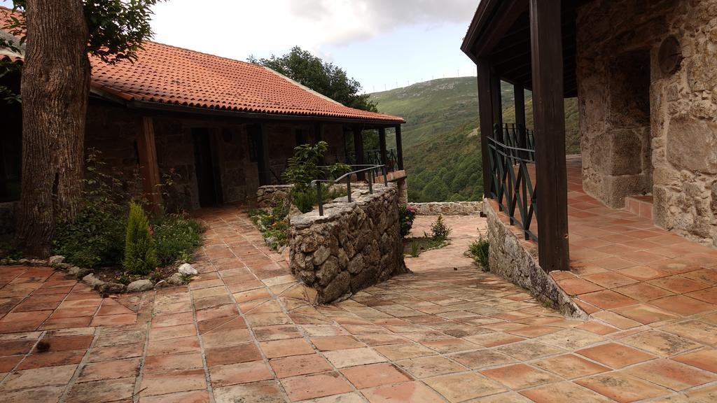 Lugar Dos Devas Country house *